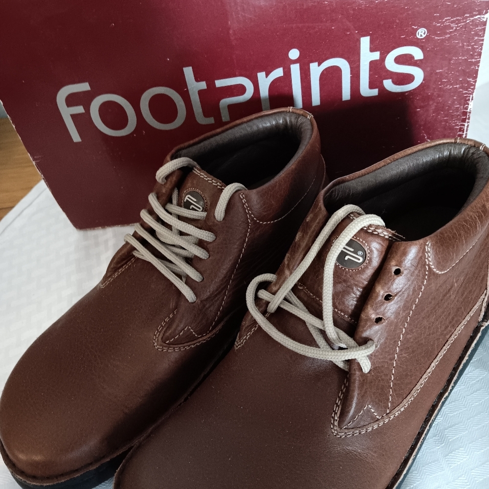 Footprints by Berkenstock boots